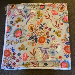 Pillow Sham (cover) by Natural Life